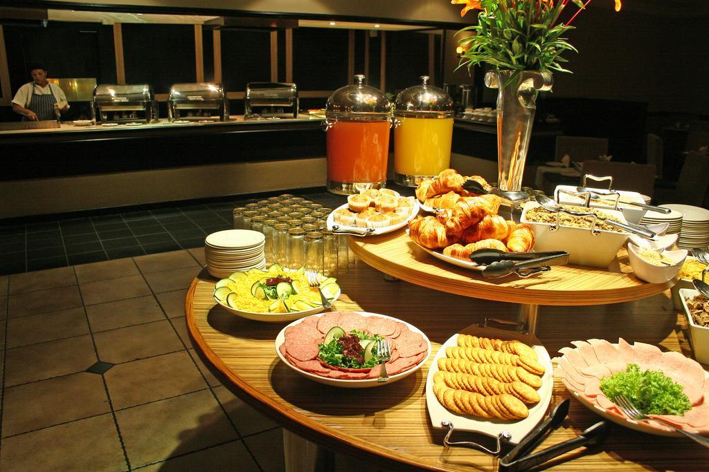 Oudtshoorn Inn Hotel Ngoại thất bức ảnh