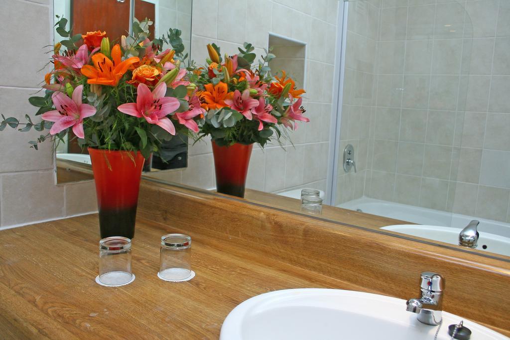 Oudtshoorn Inn Hotel Ngoại thất bức ảnh