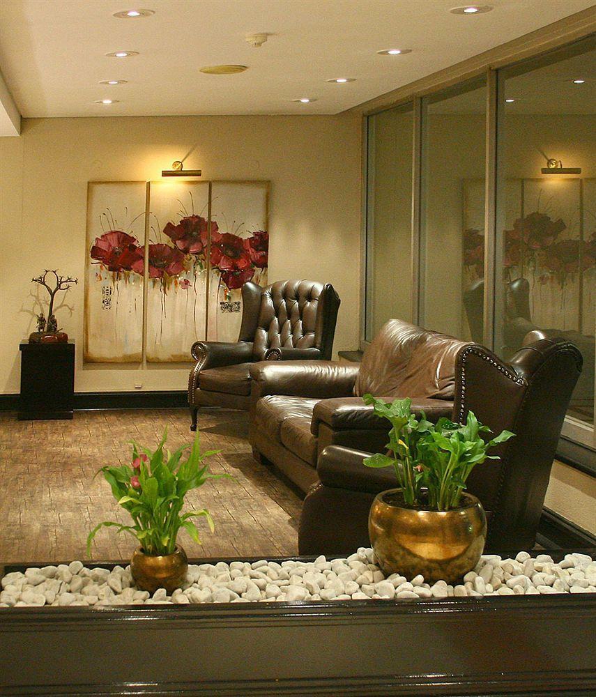 Oudtshoorn Inn Hotel Ngoại thất bức ảnh