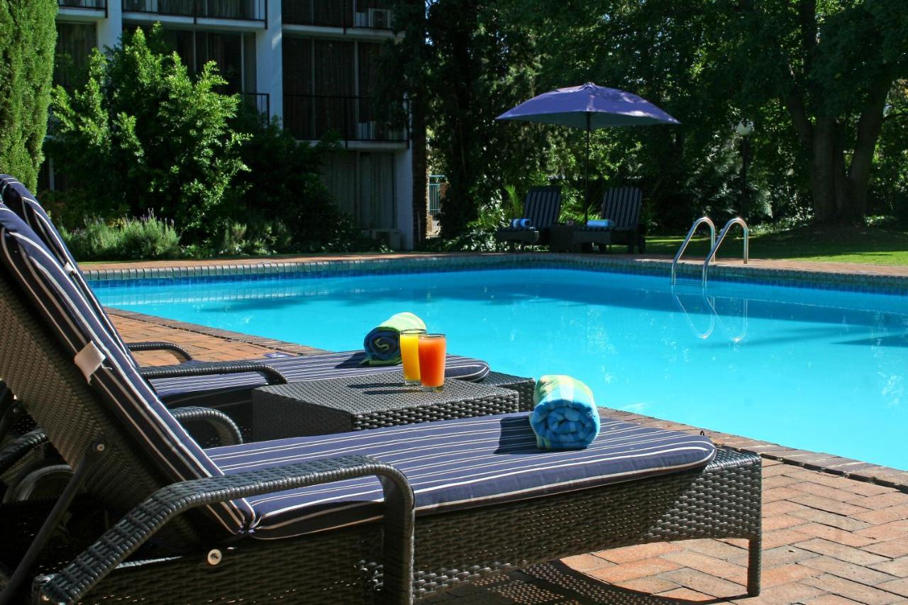 Oudtshoorn Inn Hotel Ngoại thất bức ảnh